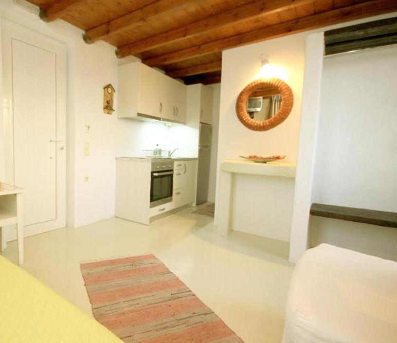 Thea Luxury 3* Firá