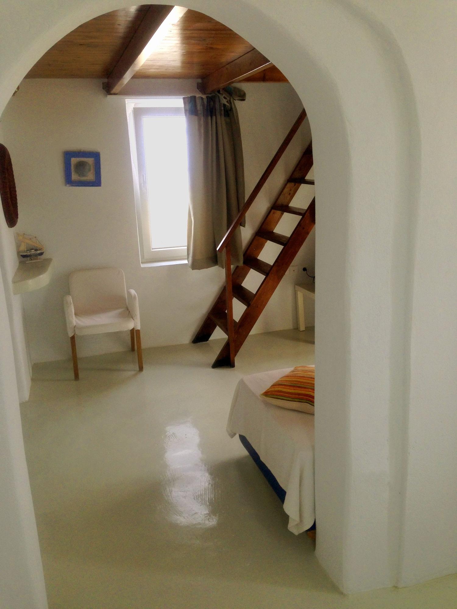Hotel apartamentowy Thea Luxury Fira (Santorini)